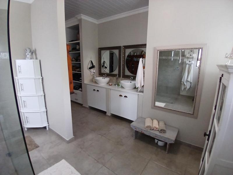 3 Bedroom Property for Sale in Stilbaai Wes Western Cape